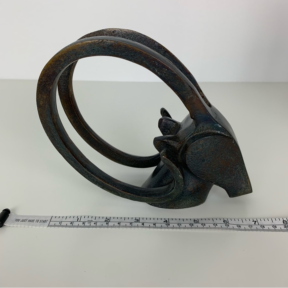 Pair Metal Antilope Ram Head Sculpture Horns Black Vtg Different Size Decor - Picture 13 of 16